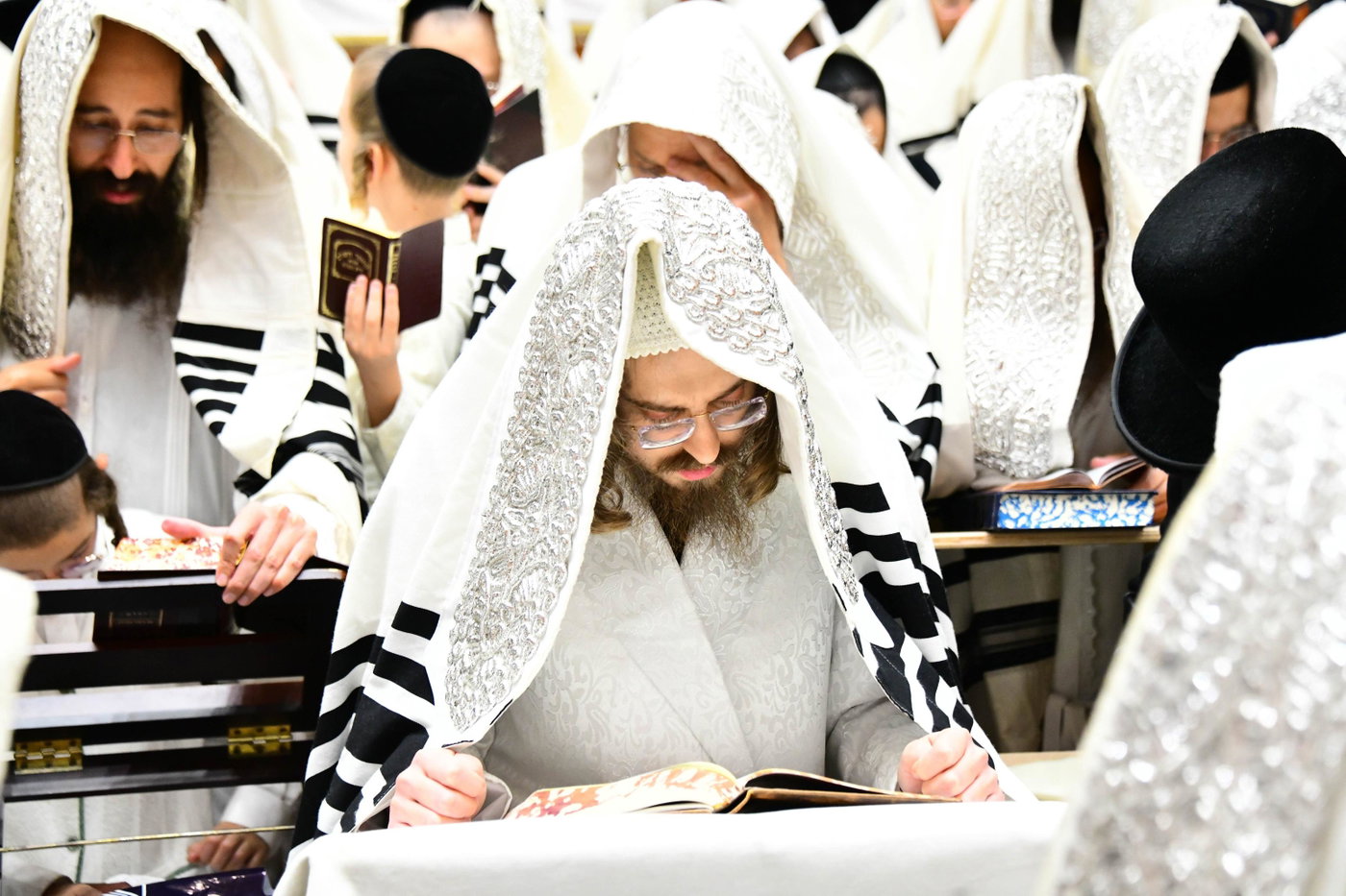 מוצאי יו"כ בסאדיגורה