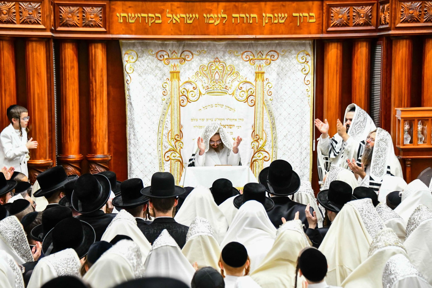 מוצאי יו"כ בסאדיגורה