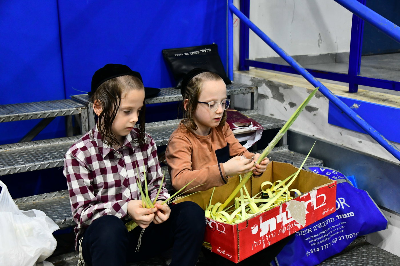 אווירת ערב חג הסוכות בבני ברק