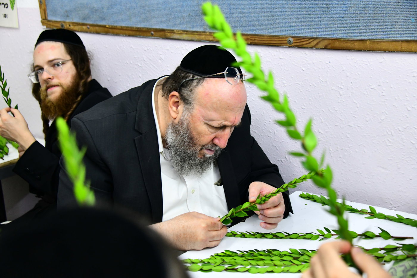 אווירת ערב חג הסוכות בבני ברק
