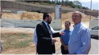 בגלל כספי צדקה: טלז סטון סוערת והתושבים פתחו עצומה נגד ראש המועצה 