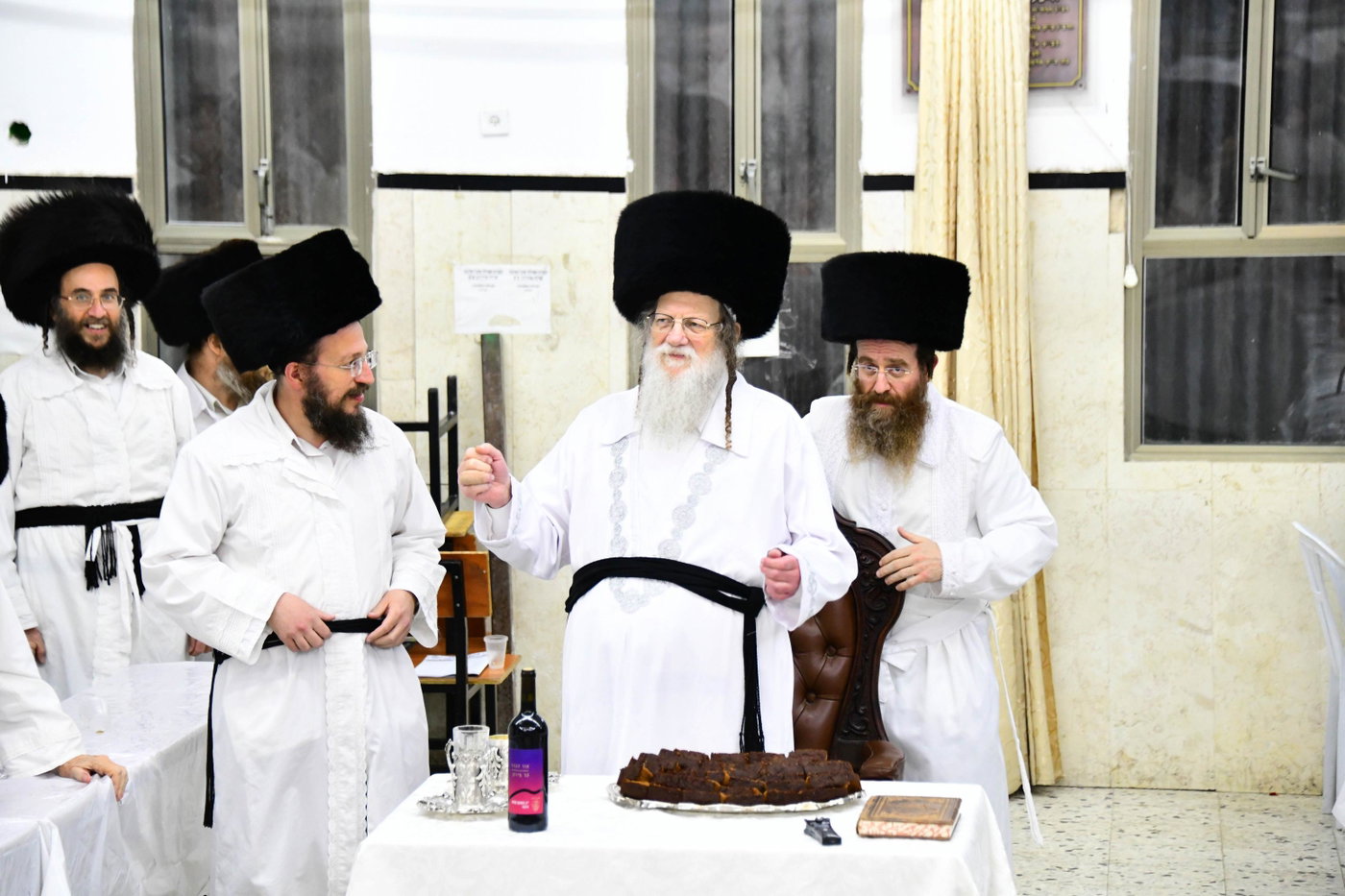 מוצאי יו"כ במודז'יץ