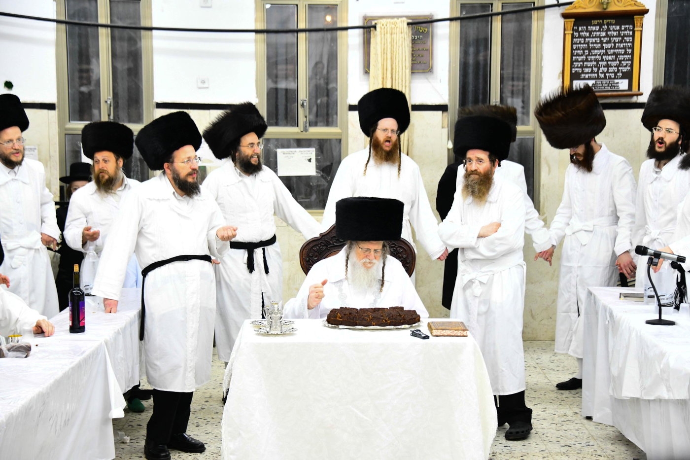 מוצאי יו"כ במודז'יץ