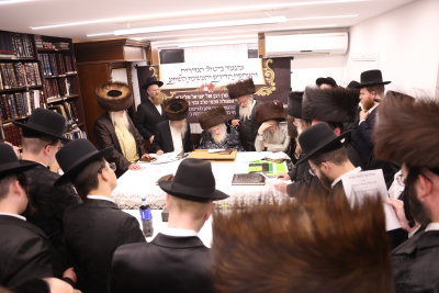 המעמד במעונו של הגר"מ שטרנבוך