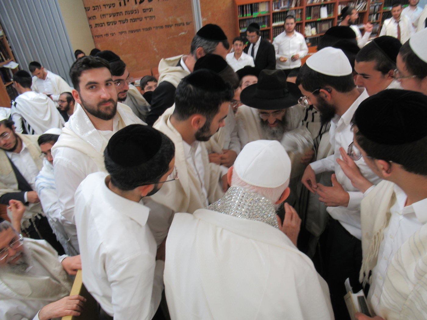 מוצאי יו"כ בכסא רחמים