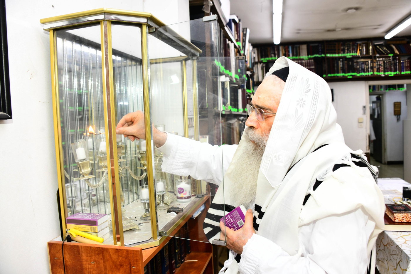 ערב יו"כ אצל הגר"ש שטיינמן