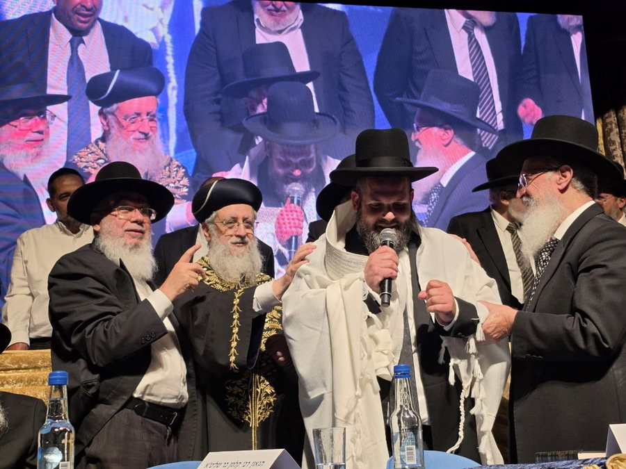 טקס הכתרת הרב משה פרזיס לרבה של חולון