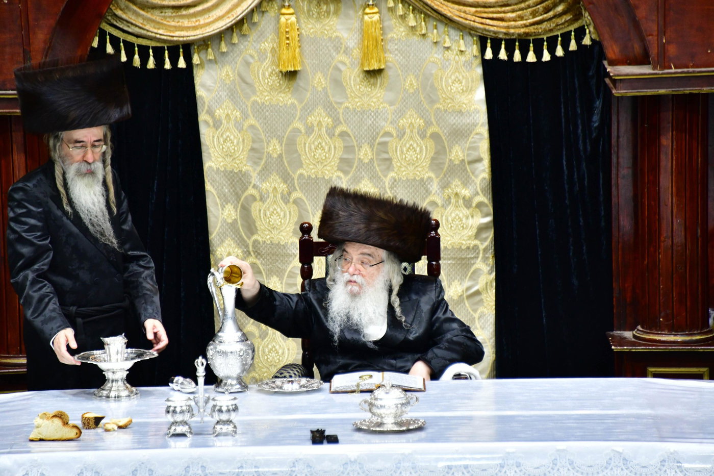האדמו"ר מדארג בטיש חוה"מ סוכות