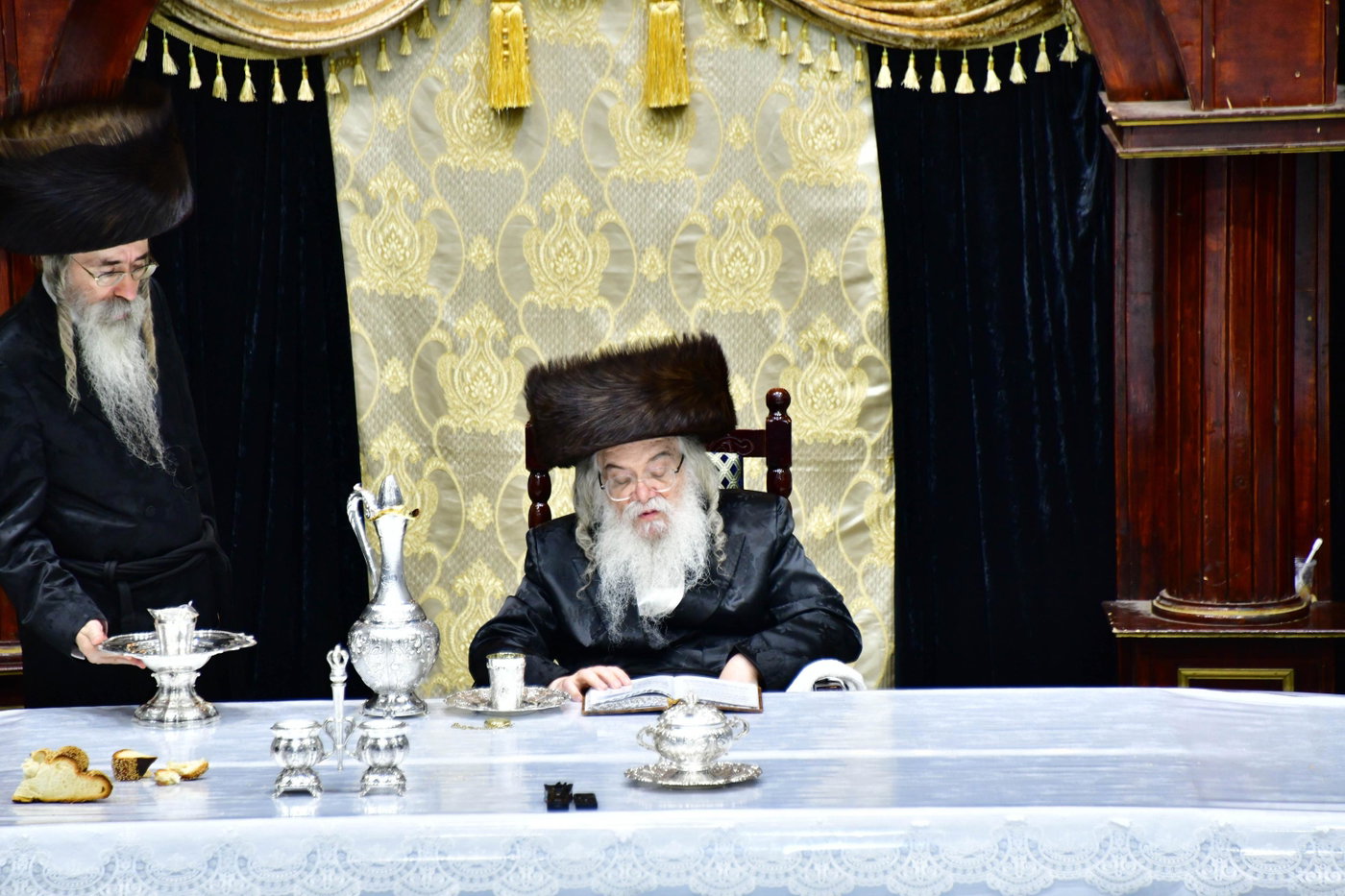 האדמו"ר מדארג בטיש חוה"מ סוכות