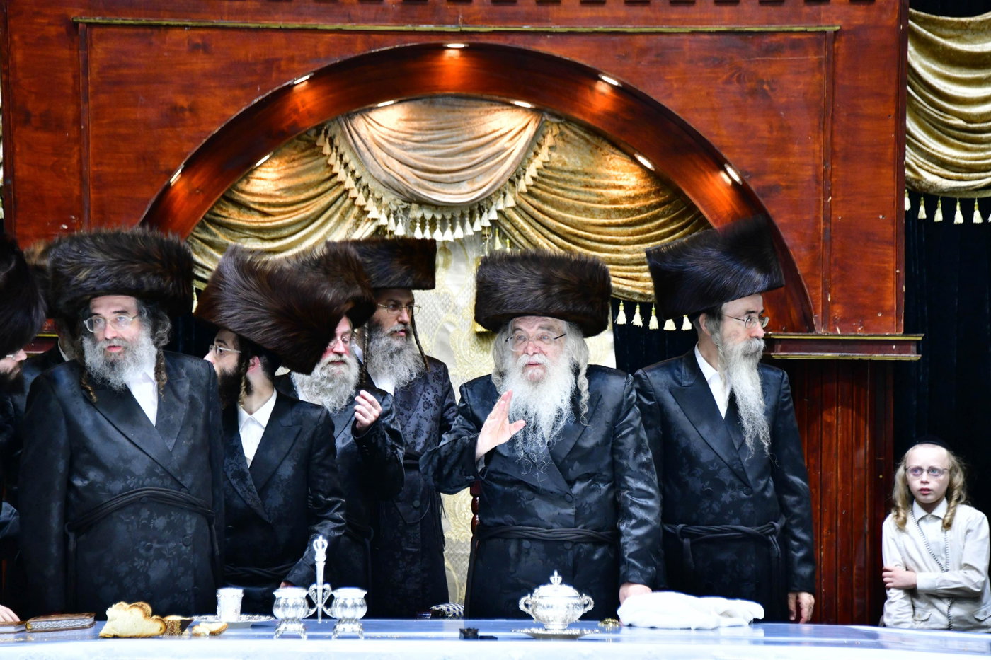 האדמו"ר מדארג בטיש חוה"מ סוכות