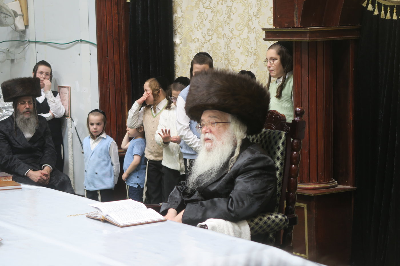 האדמו"ר מדארג בטיש חוה"מ סוכות