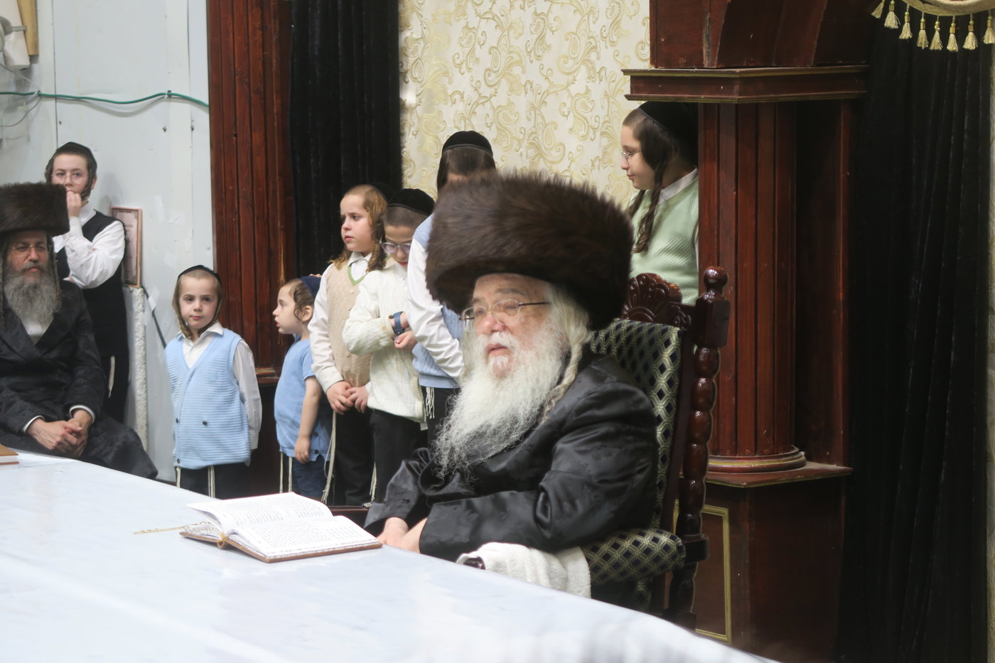 האדמו"ר מדארג בטיש חוה"מ סוכות