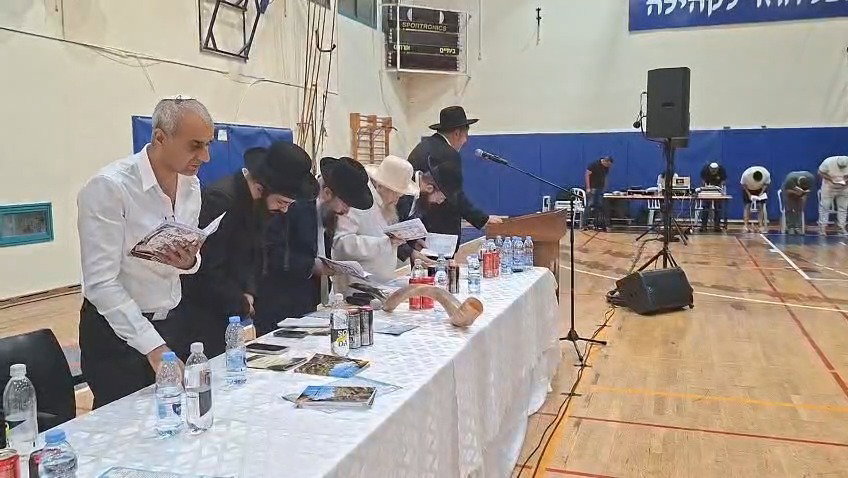 הגר"ד בצרי זצ"ל בסליחות ערב יו"כ תשפ"ז