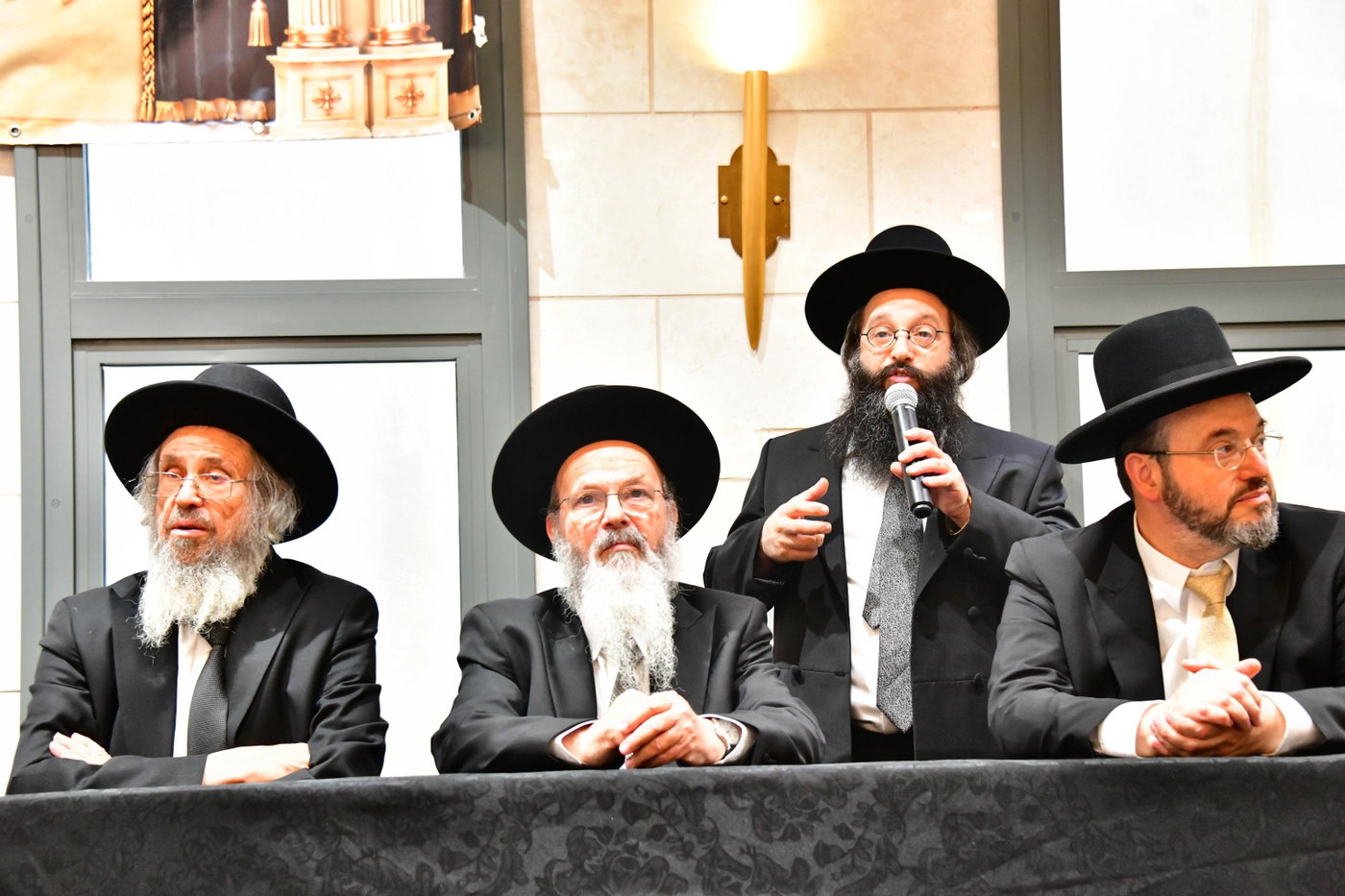 הקבלת פני רבו בישיבת חברון