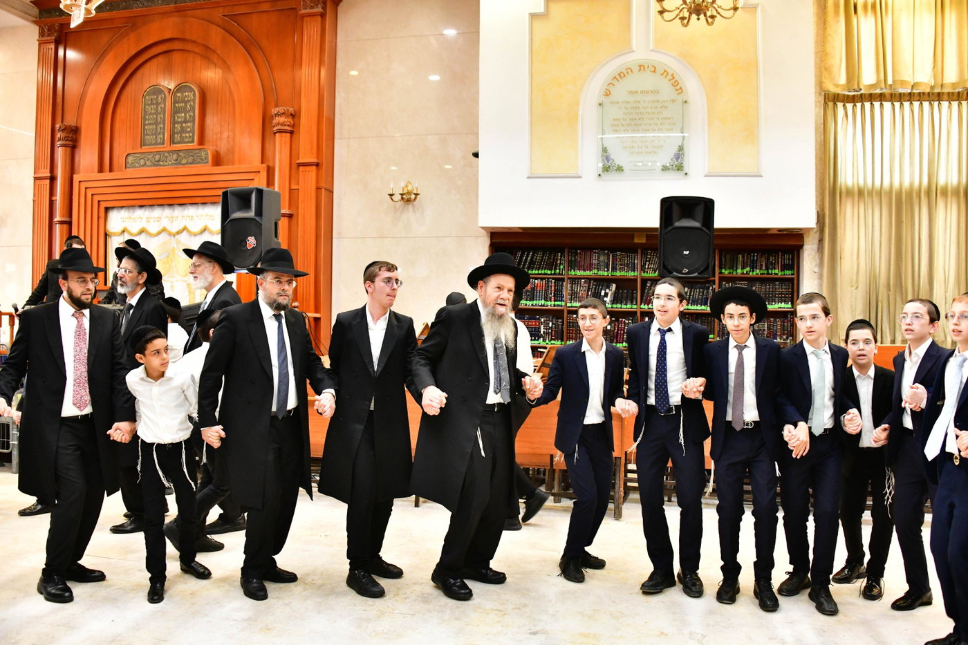 הגרמ"ש אדלשטיין בשמחת בית השואבה