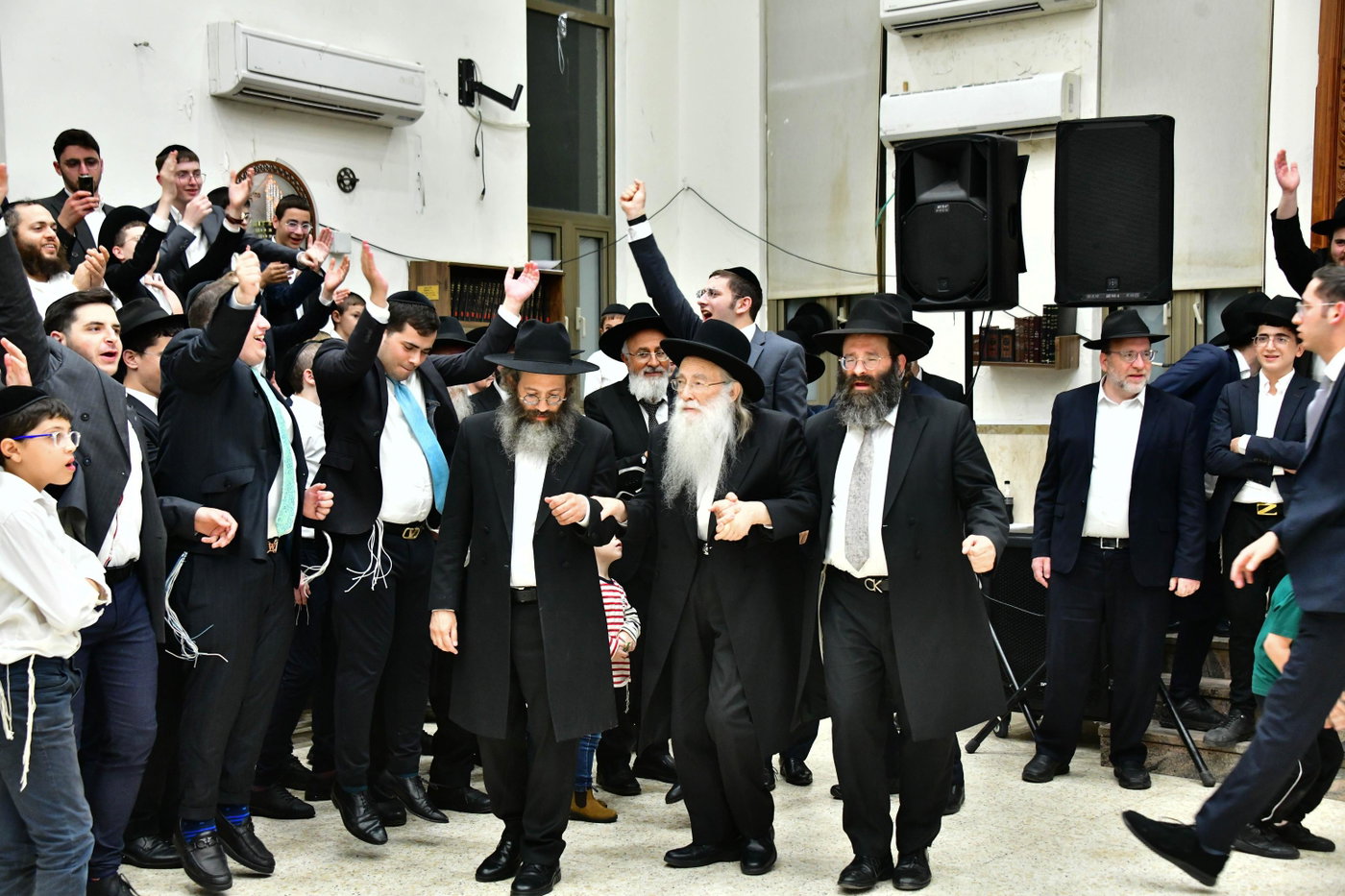 הגר"צ רוטברג בשמחת בית השואבה