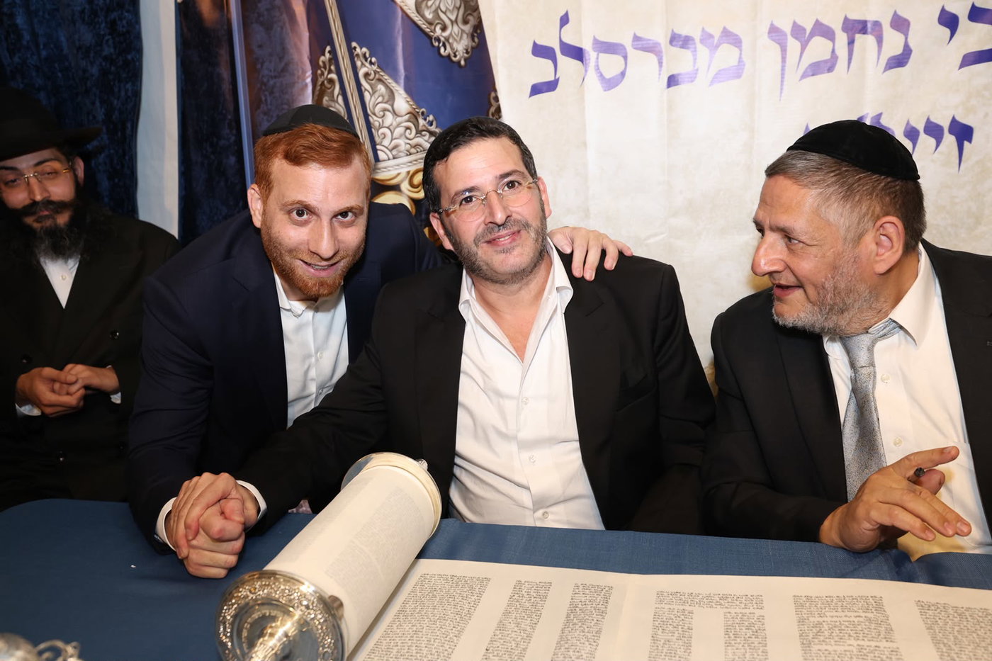 הכנסת ספר תורה בסוכות