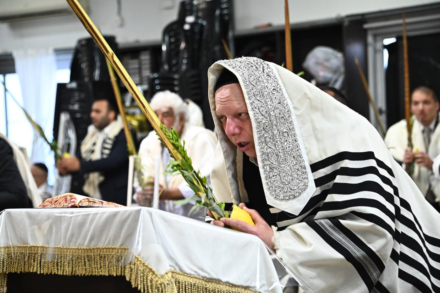 הרב ליאור גלזר בנטילת לולב