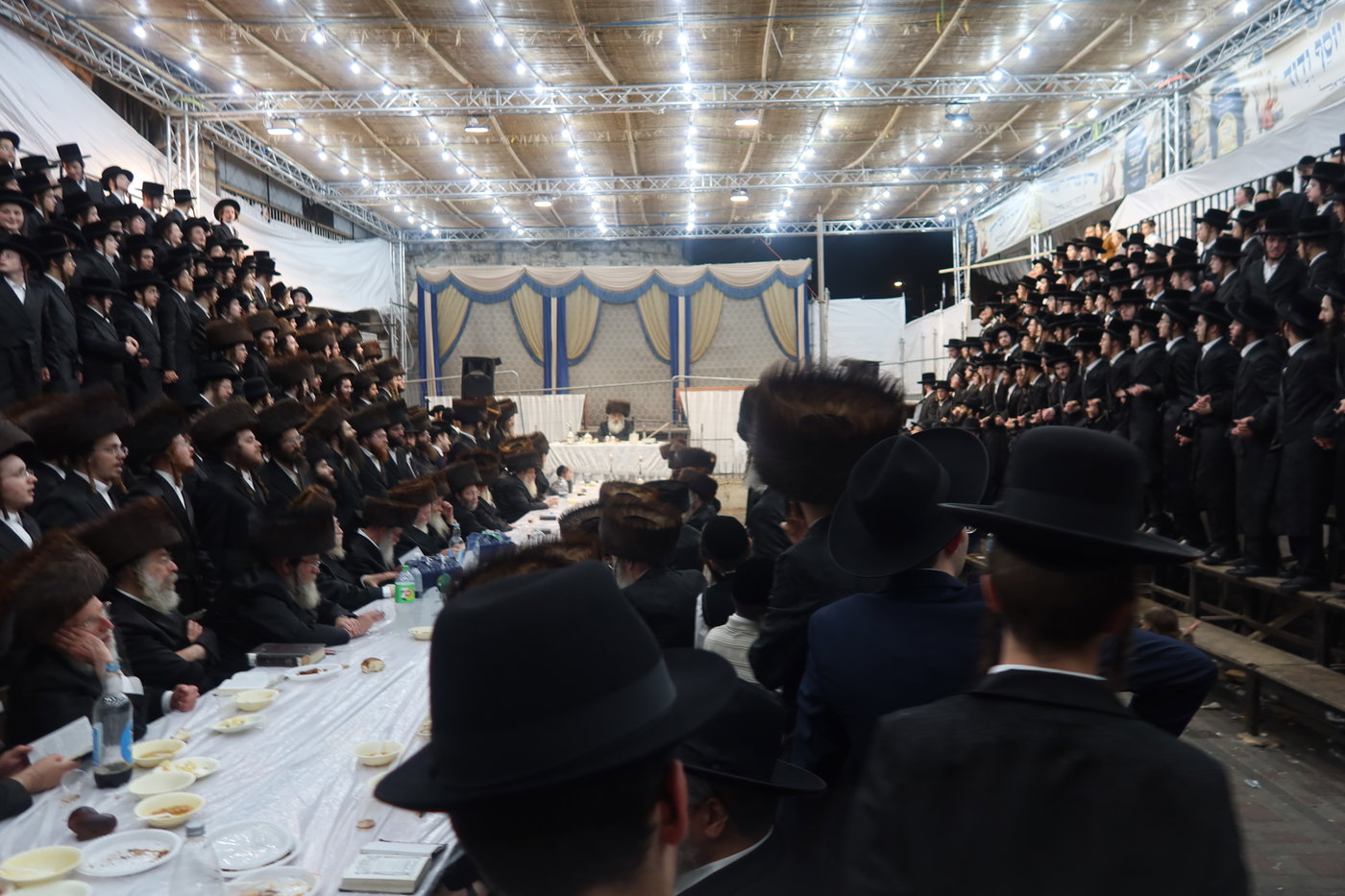 שמחת בית השואבה בחצה"ק דושינסקיא