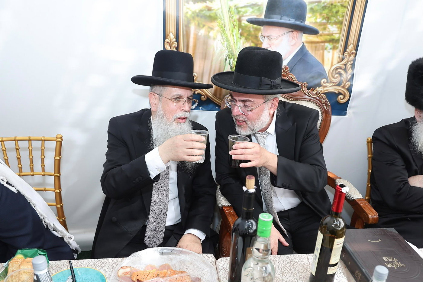 המסיבה בהיכל מרן