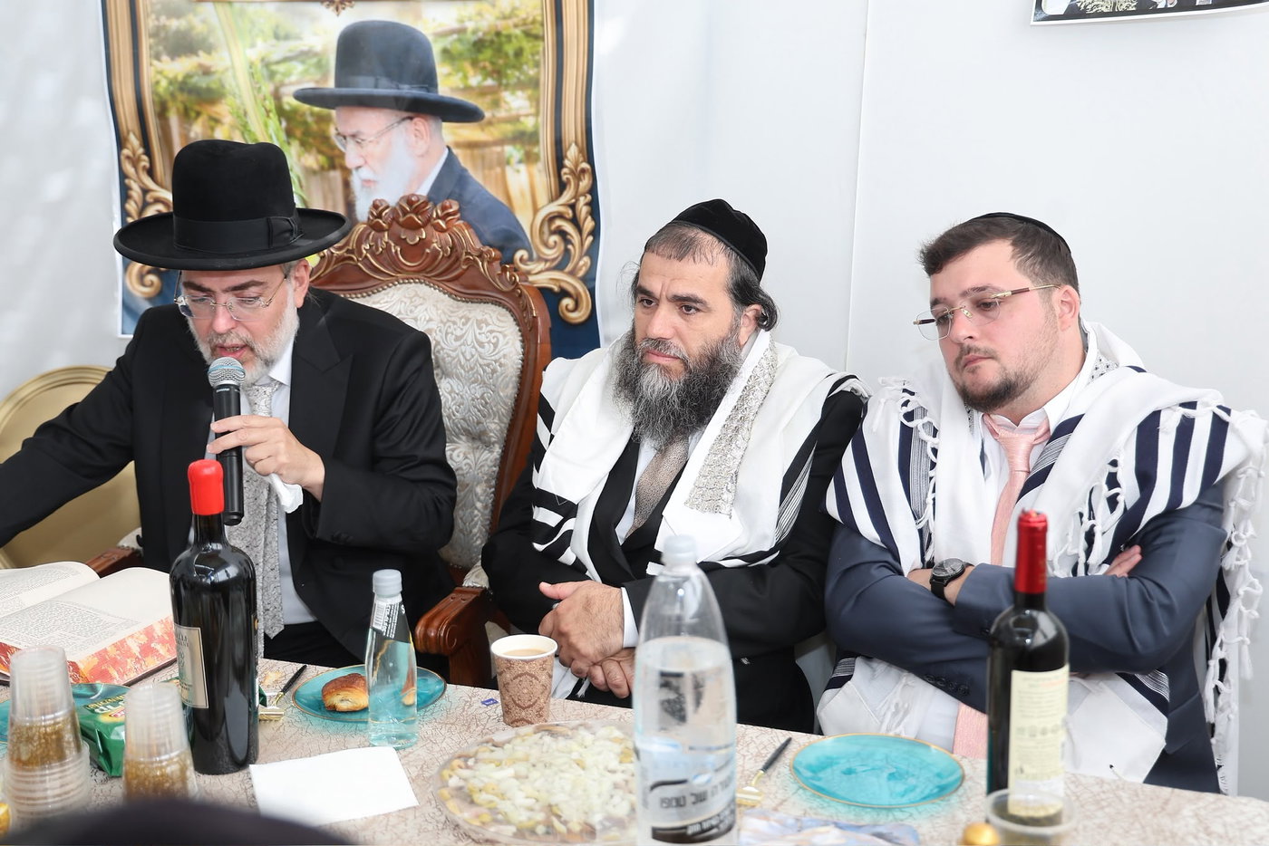 המסיבה בהיכל מרן