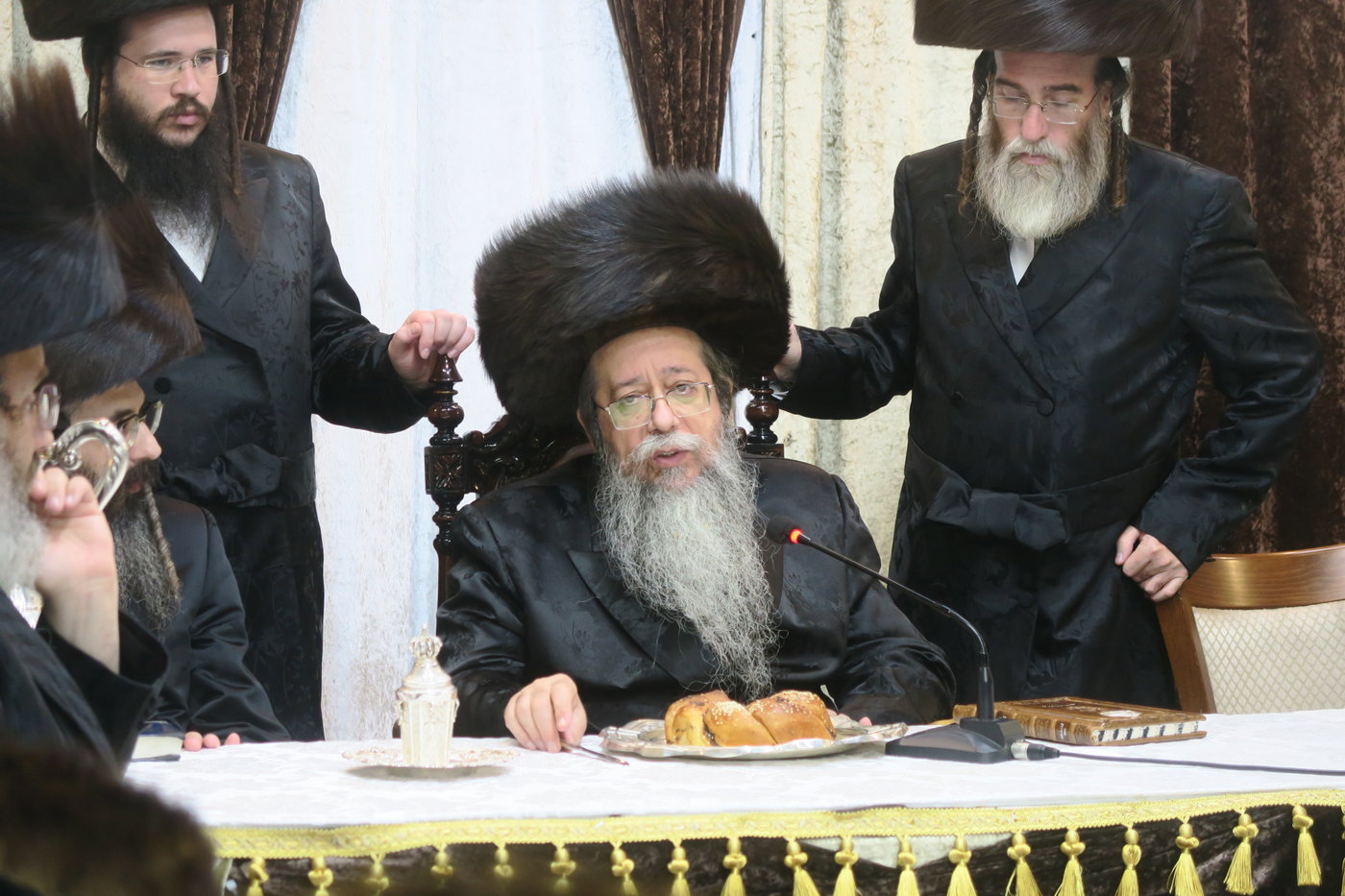 האדמו"ר משבט הלוי בטיש חוה"מ סוכות