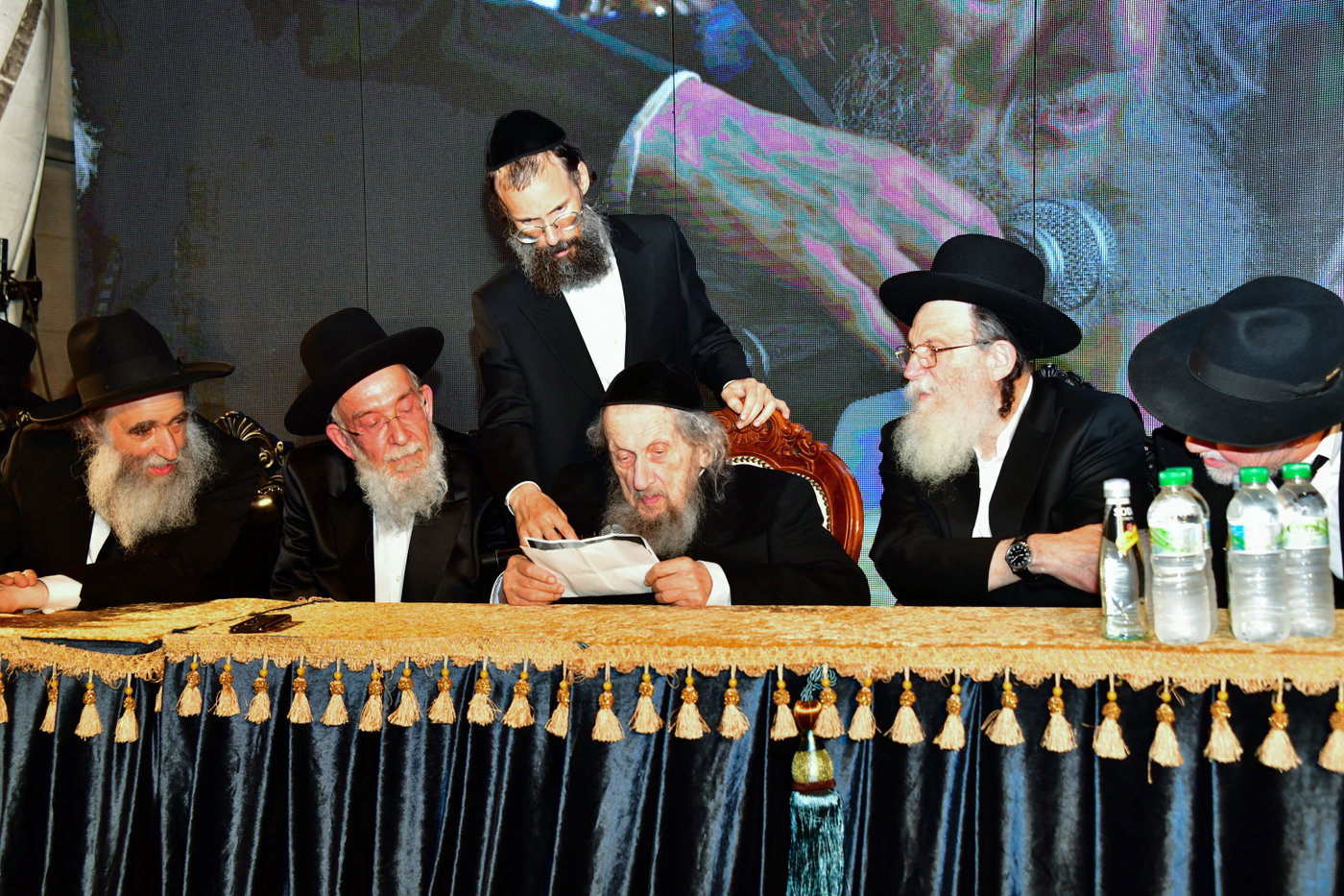 הקבלת פני רבו אצל הגר"ד לנדו