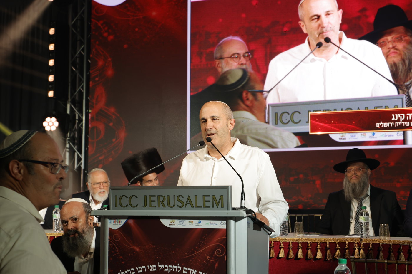 ממראות המעמד