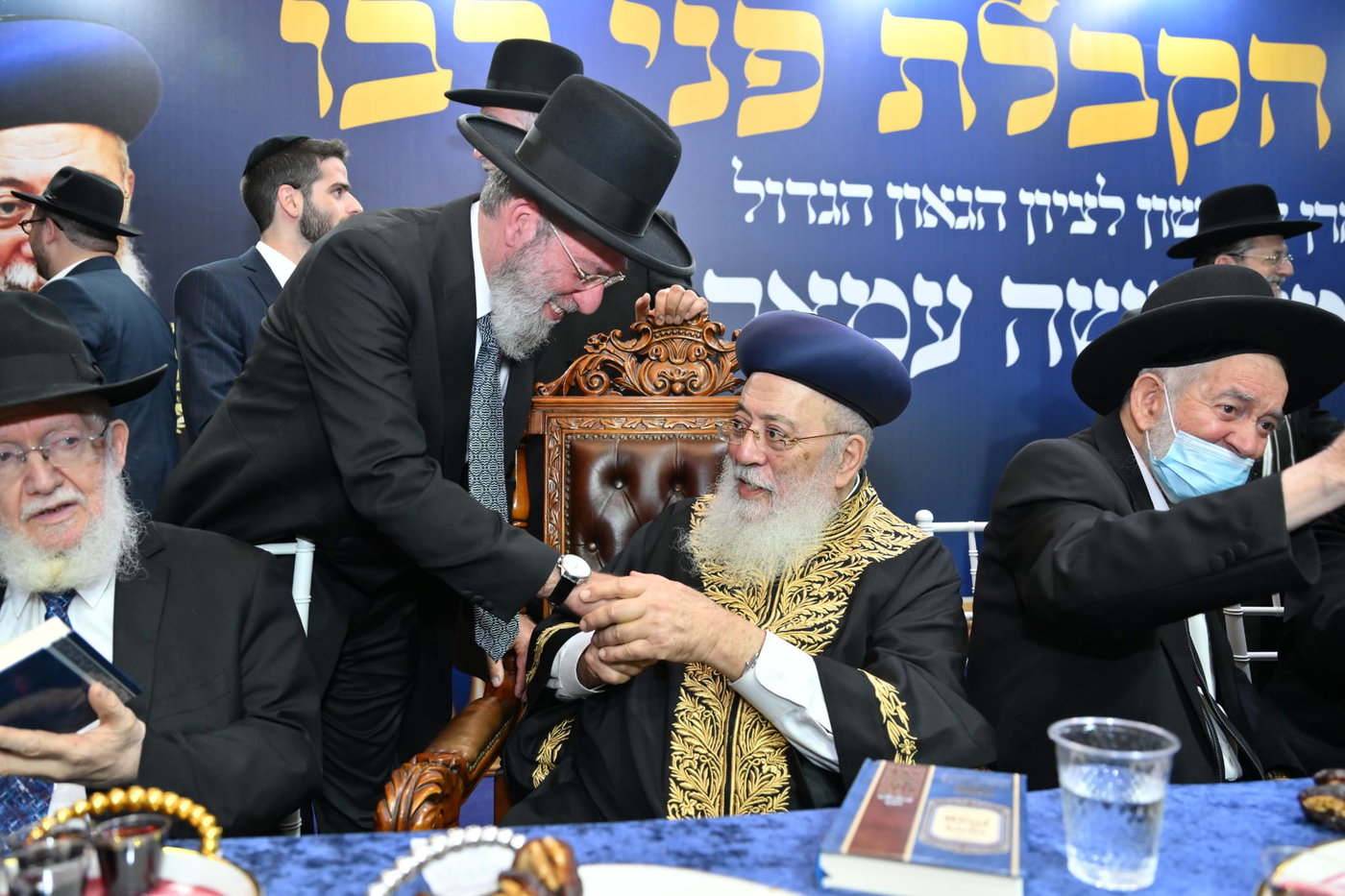 הקבלת פני רבן אצל הראש"ל הגר"ש עמאר 