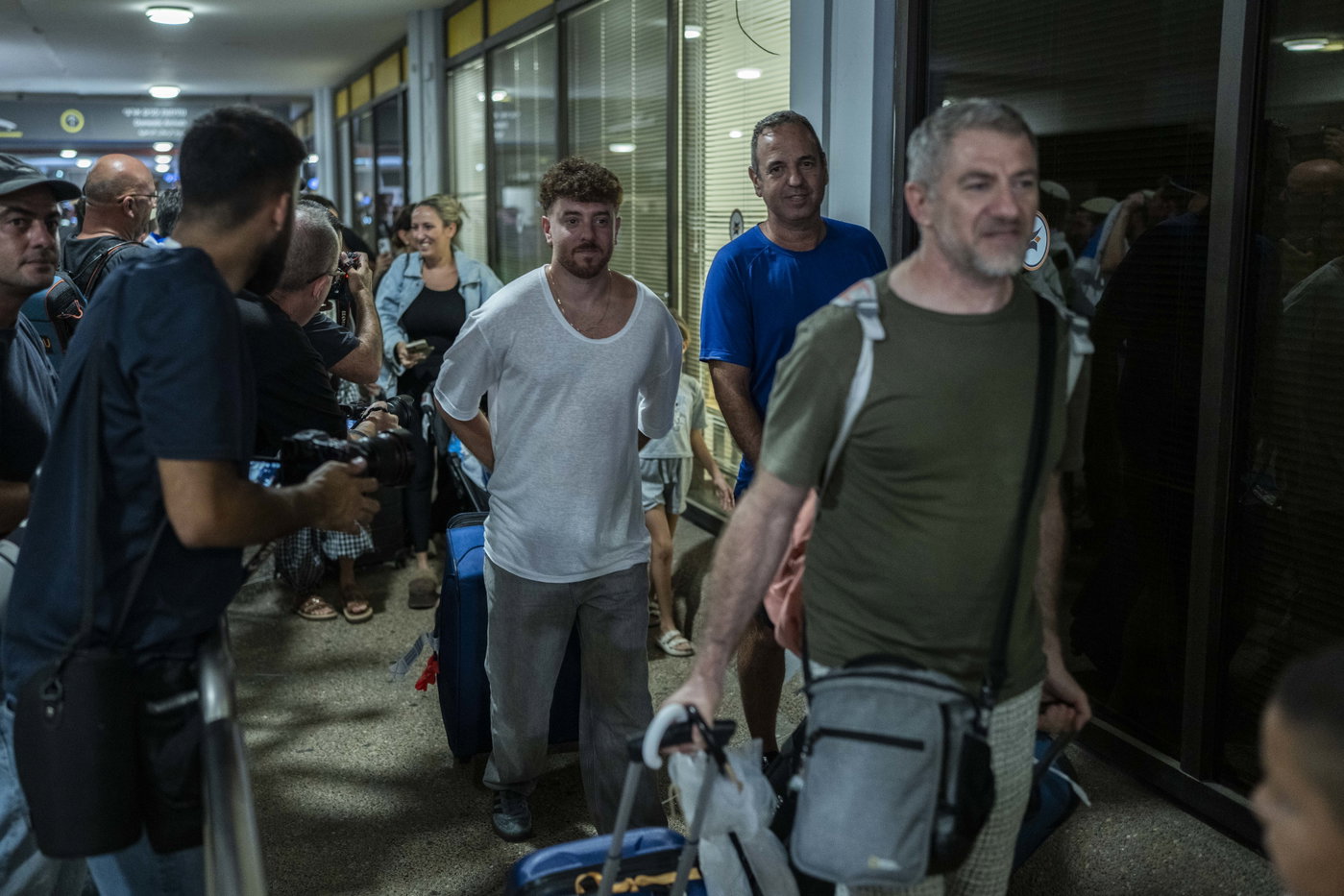ממראות הנחיתה בנתב"ג