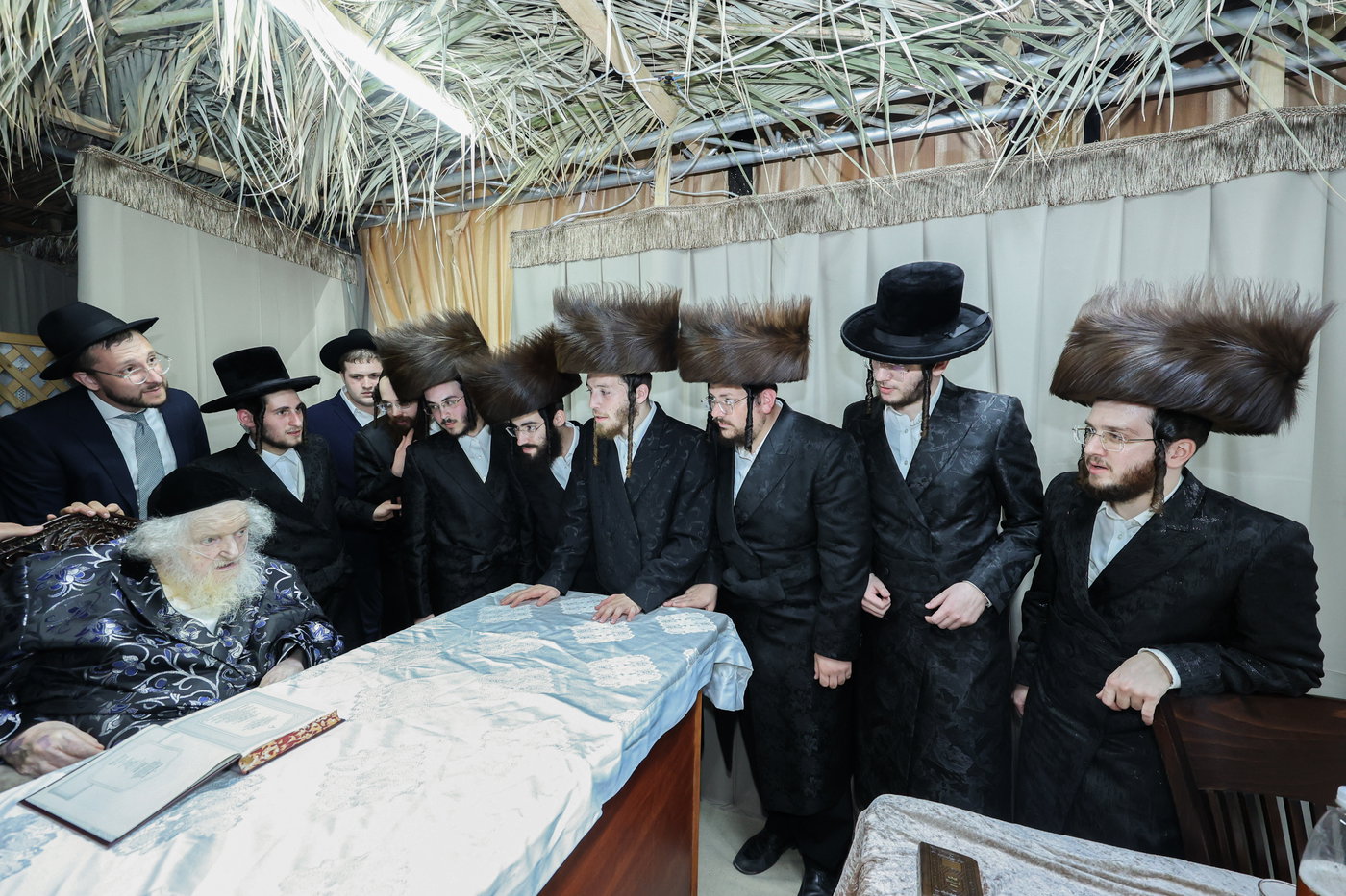 חג הסוכות אצל הגר"מ שטרנבוך