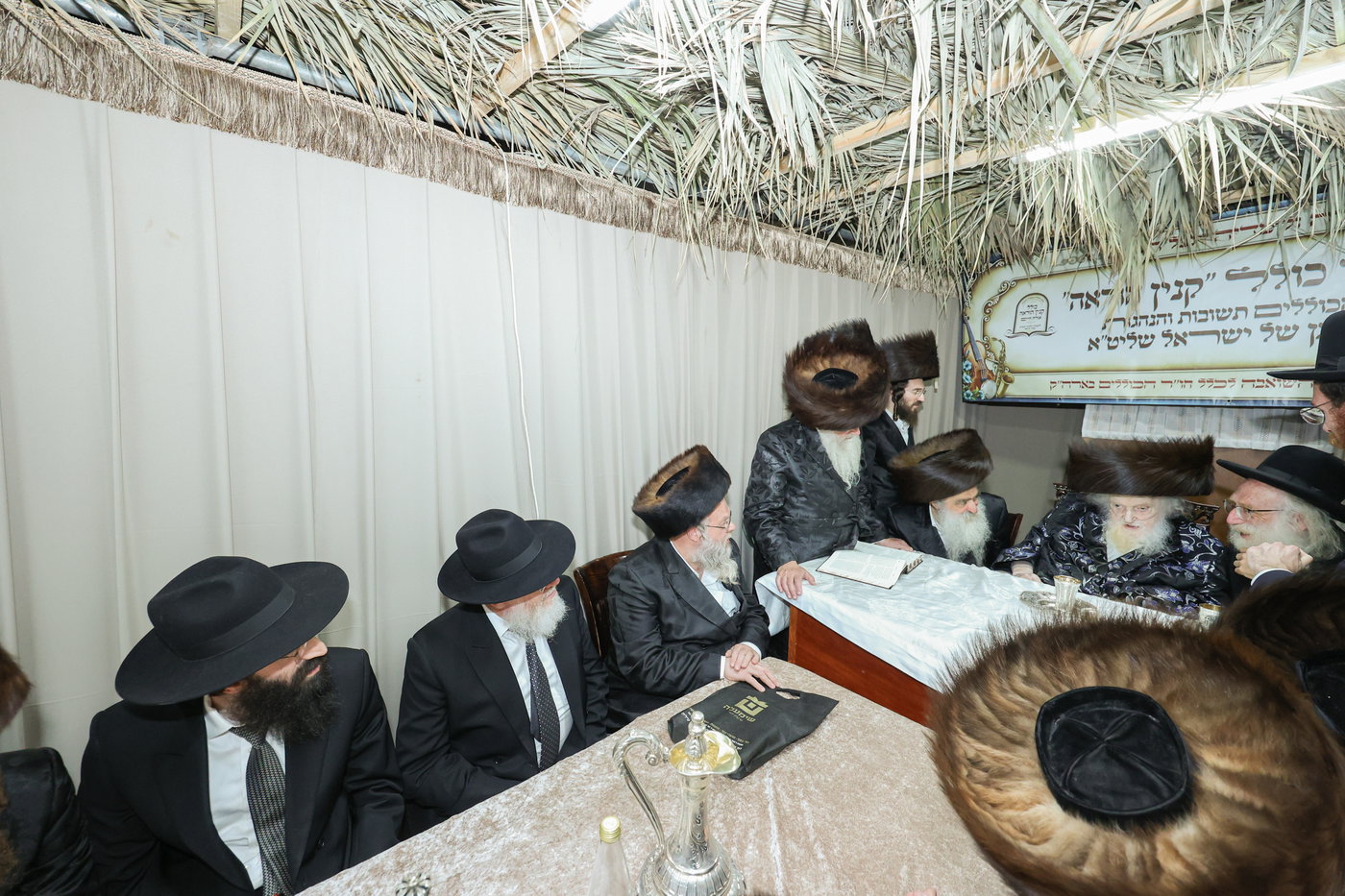 חג הסוכות אצל הגר"מ שטרנבוך
