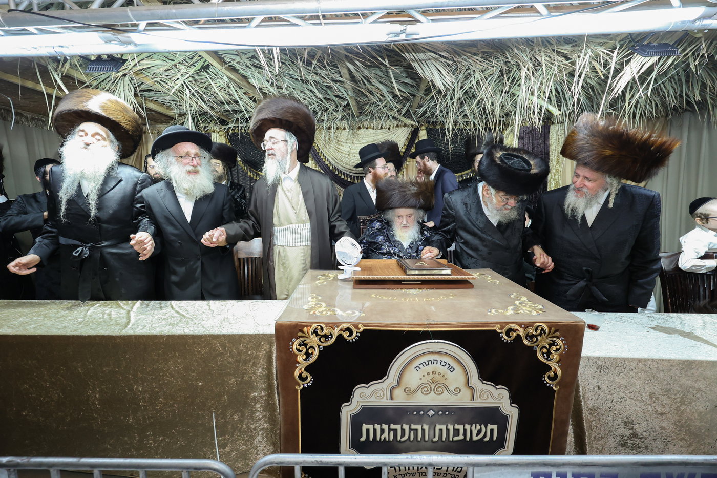 חג הסוכות אצל הגר"מ שטרנבוך