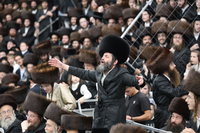 שמחת בית השואבה אצל הגרי"מ שכטר