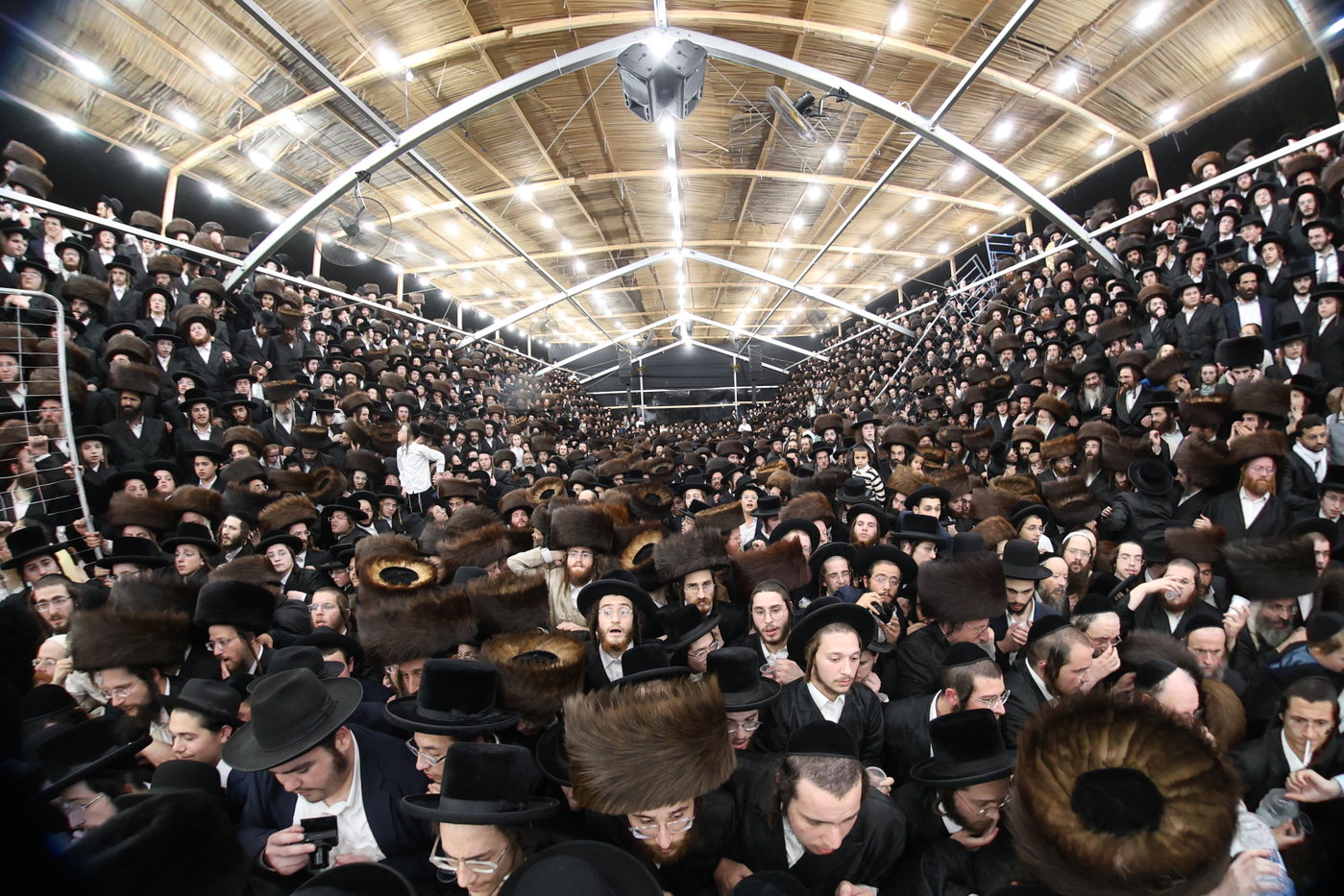 שמחת בית השואבה אצל הגרי"מ שכטר