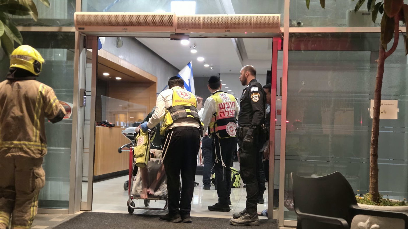 זירת השריפה בבית האבות בבני ברק
