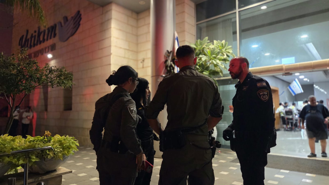 זירת השריפה בבית האבות בבני ברק