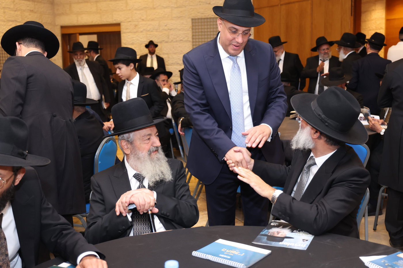 הקבלת פני רבו לכבודו של הגר"ש מחפוד
