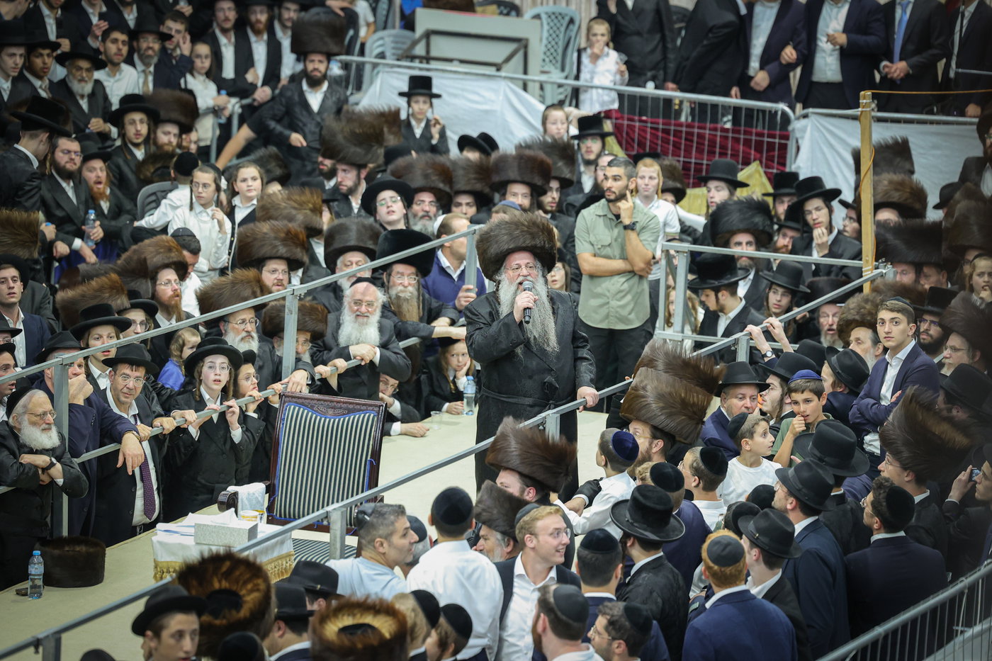 הגה"צ רבי אלימלך בידרמן בשמחת בית השואבה 