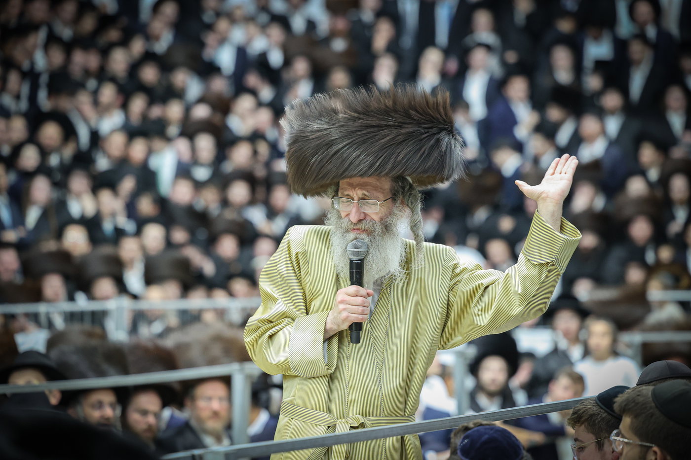 הגה"צ רבי אלימלך בידרמן בשמחת בית השואבה 