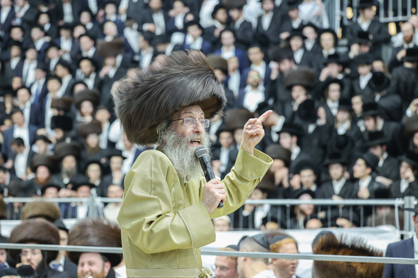 הגה"צ רבי אלימלך בידרמן בשמחת בית השואבה 