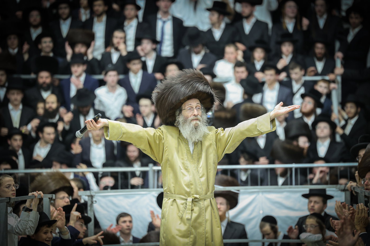 הגה"צ רבי אלימלך בידרמן בשמחת בית השואבה 