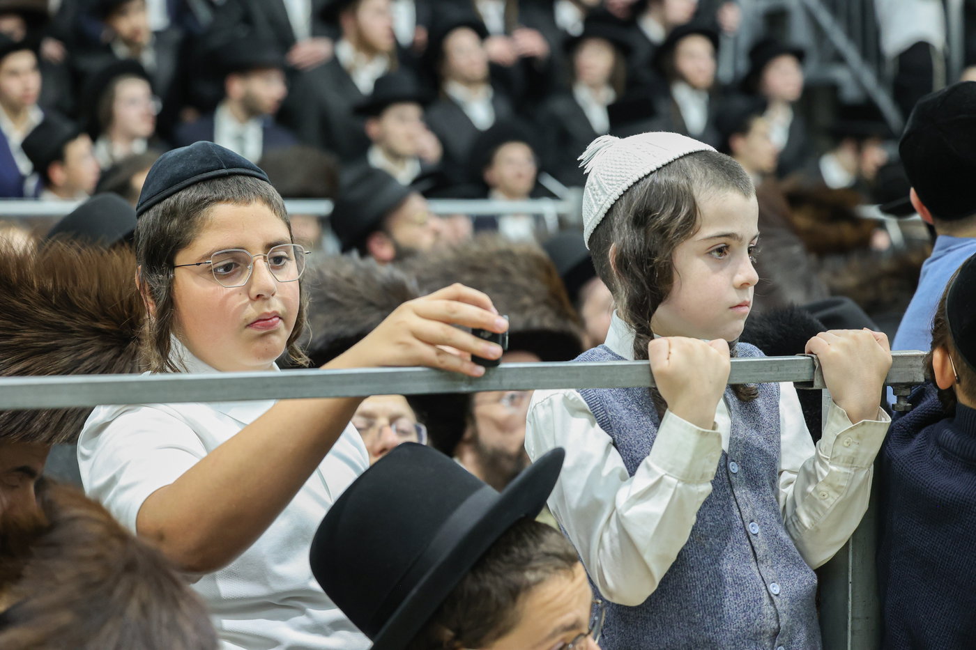 הגה"צ רבי אלימלך בידרמן בשמחת בית השואבה 