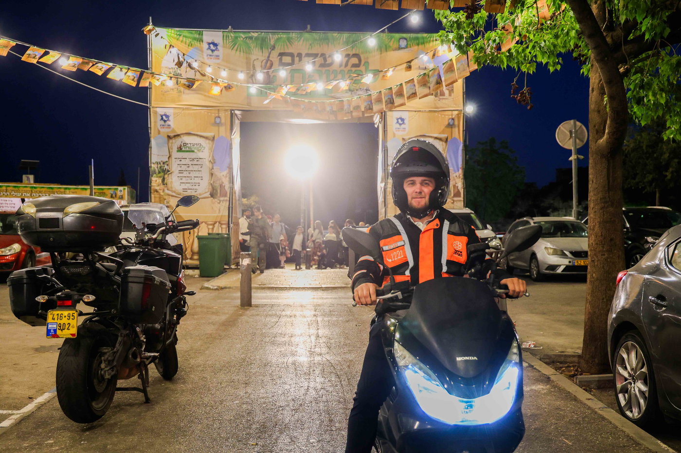 אירועי חול המועד ברובע היהודי: רבבות נהנו מסוכת החזון איש ותצפית חדשה