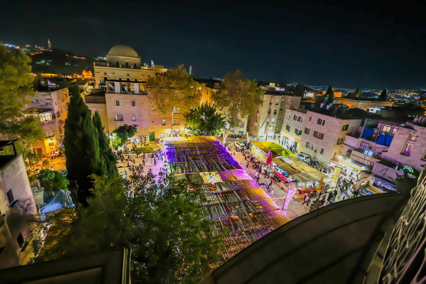 אירועי חול המועד ברובע היהודי: רבבות נהנו מסוכת החזון איש ותצפית חדשה