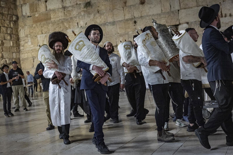 ברחבת הכותל