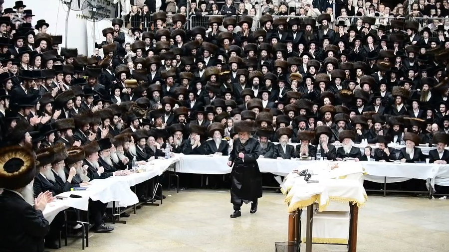 הקפות שניות בחצה"ק רחמסטריווקא 