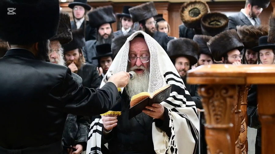 הקפות שניות בחצה"ק ביאלה
