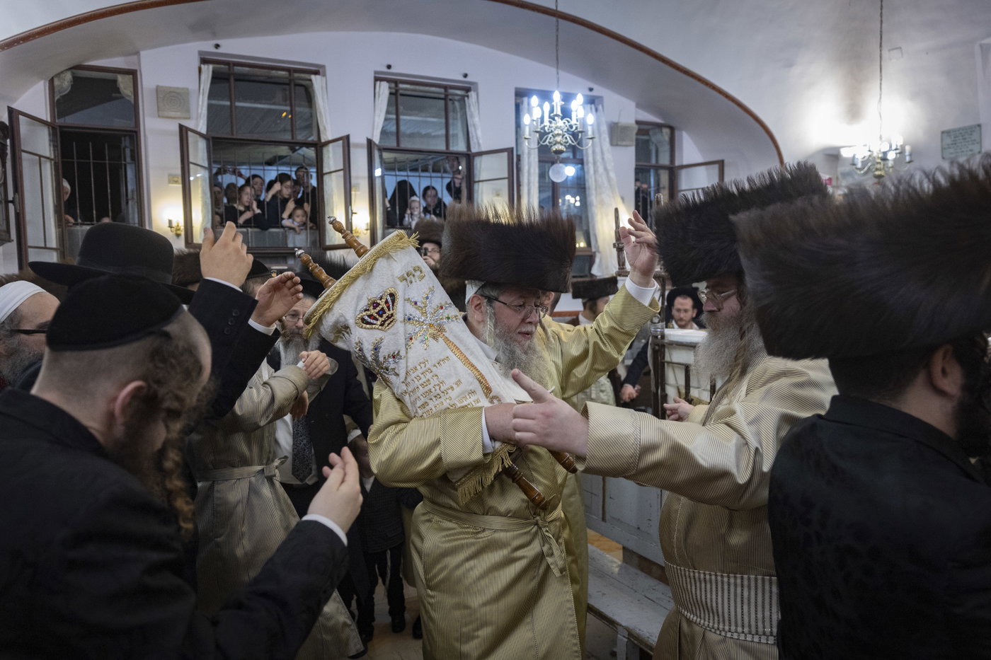 הקפות שניות בשטיבלעך ב'מאה שערים'