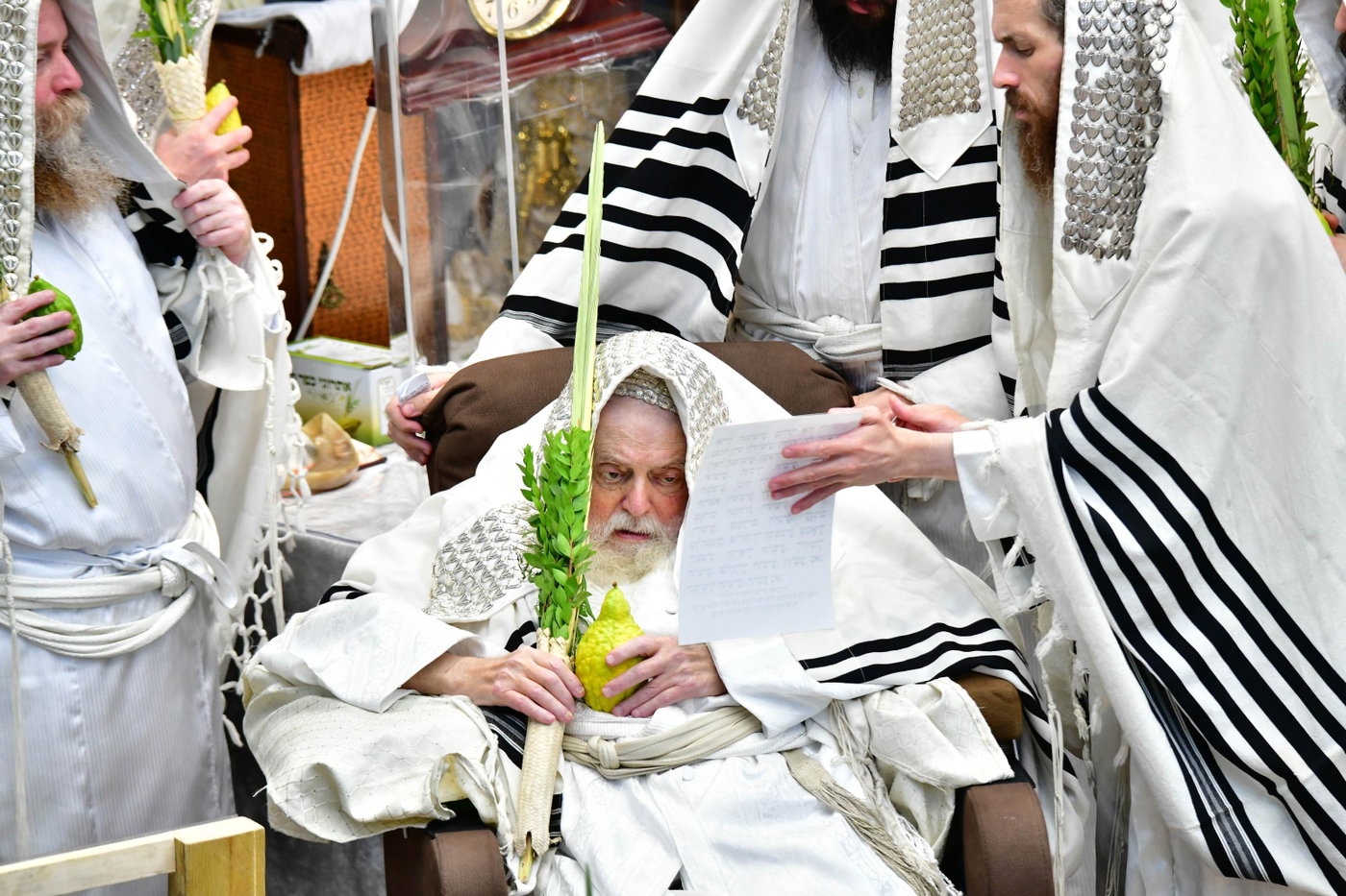 הושענא רבה בחצה"ק תולדות אברהם יצחק